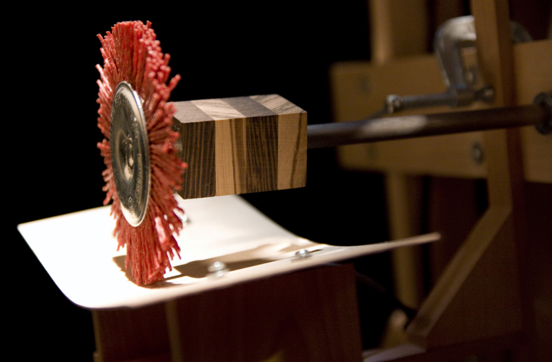 mécanisme de réanimation no 5, installation cinétique et sonore de manon labrecque,mécanisme,ciel,fragmentation,lanterne magique,étoiles