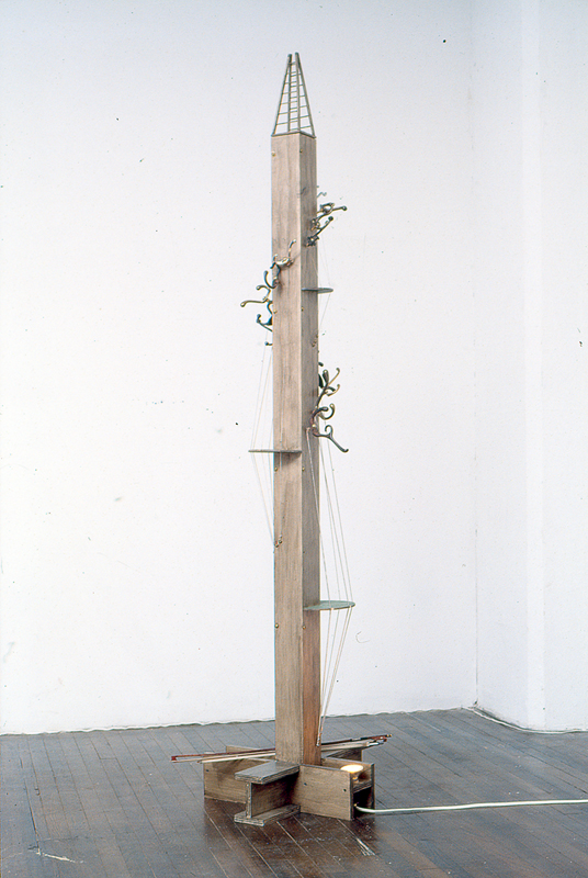 gravité,performance dans installation de diane dubeau et manon labrecque, mouvement perpétuel,topographie,loi gravitationnelle